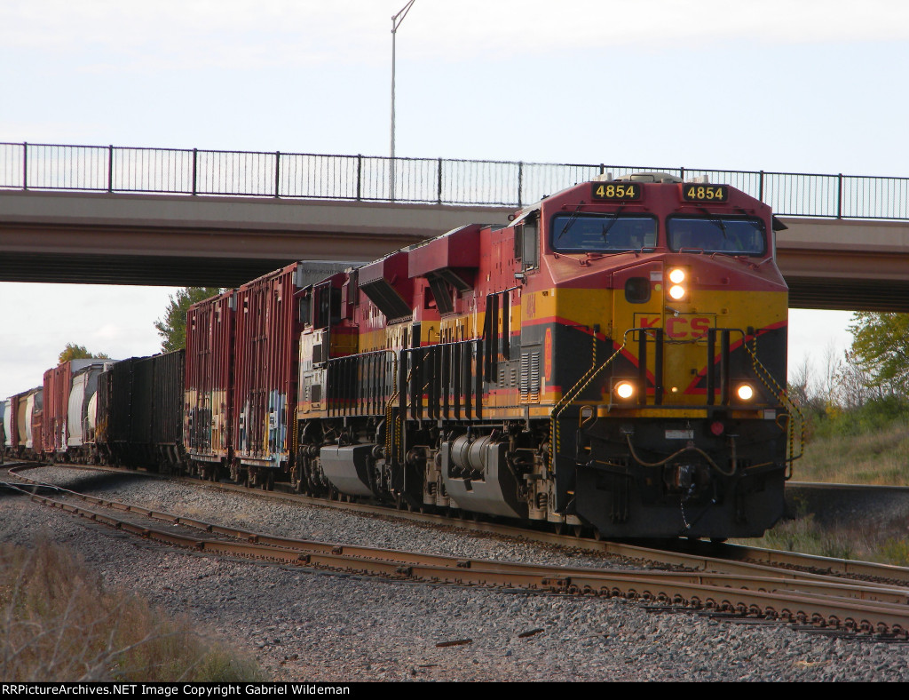 KCS 4854 & KCS 4153